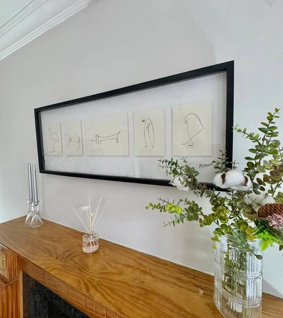 Central 2Bd Townhouse In The Heart Of Dublin 1